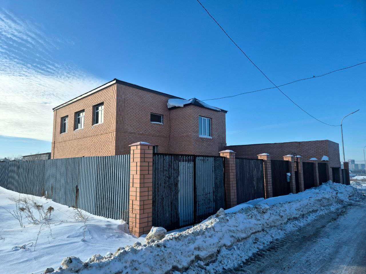 Продается дом в мкрн Шахтерский