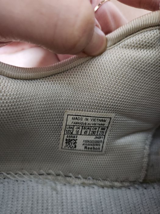 Муржские кросовки 44 размера Reebok Вьетнам