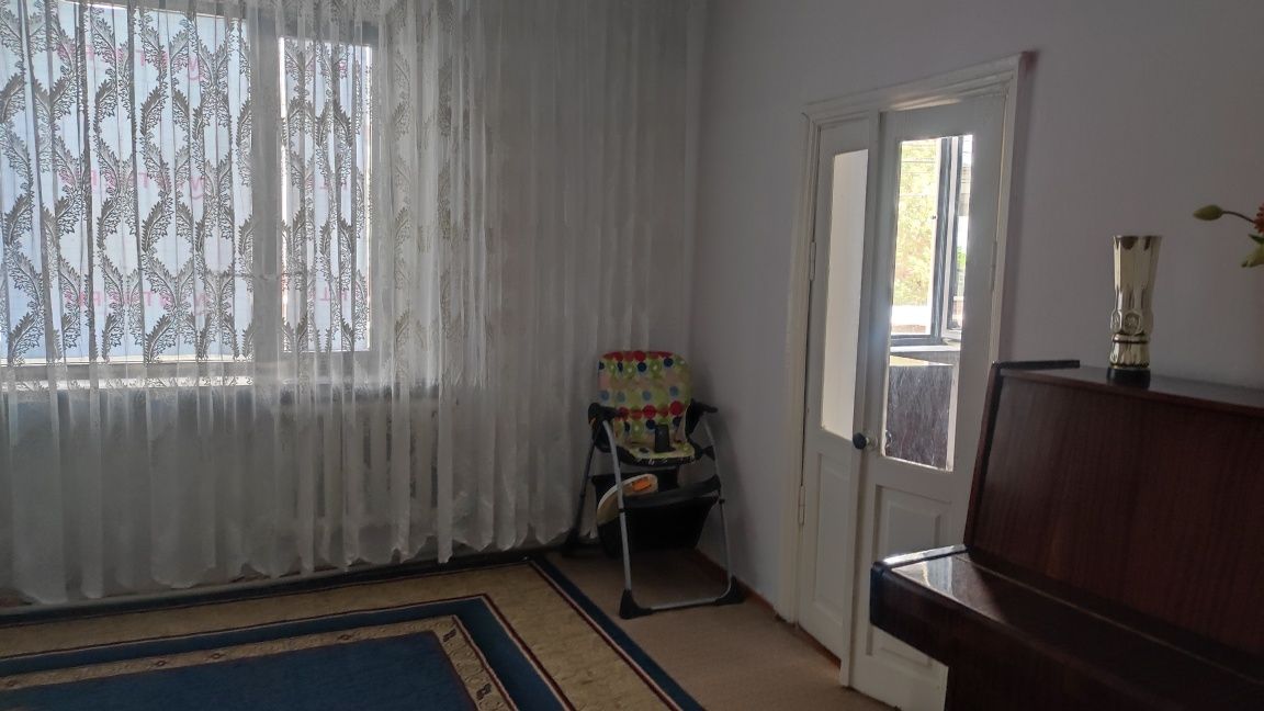 Продаю дом район отличный
