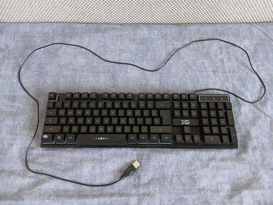 Продам две клавиатуры Xgame и Genius