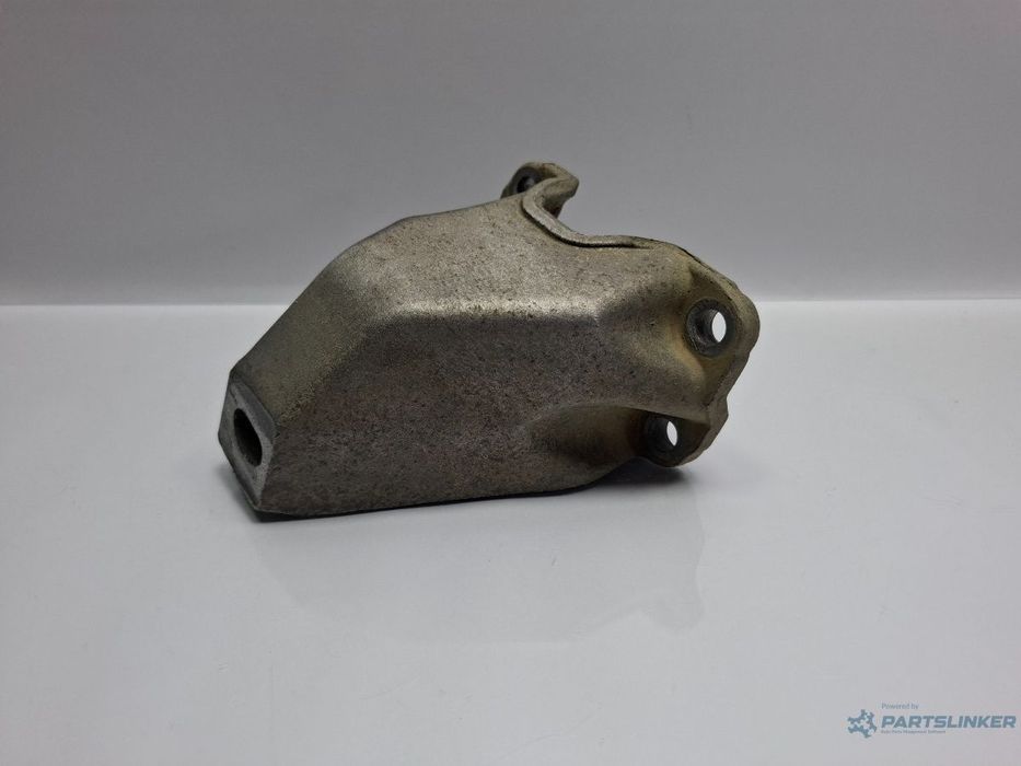 Suport cutie viteze VOLKSWAGEN PASSAT Variant 3B6 2000 - 2005 TDI AVB 8D0399113AB