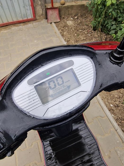 Scooter electric