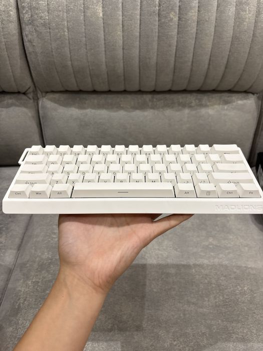 Механическая клавиатура и магнитная клавиатура mad 60 he