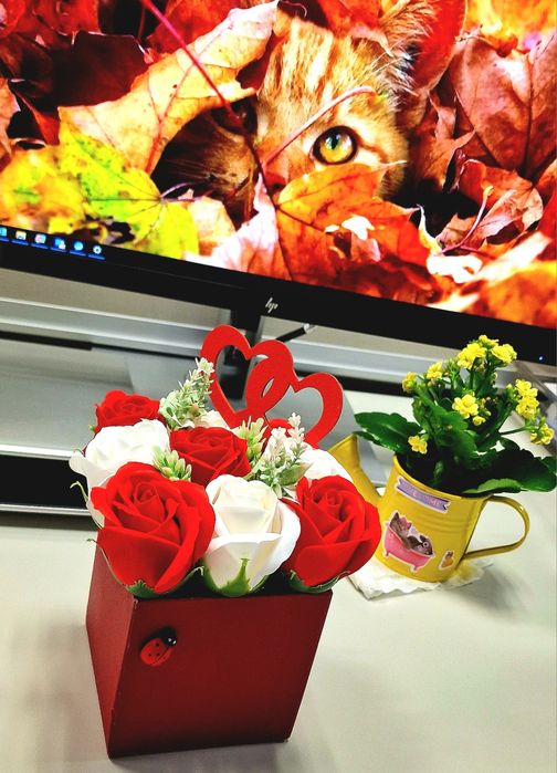 Ornament cutii buchete flori de sapun trandafiri