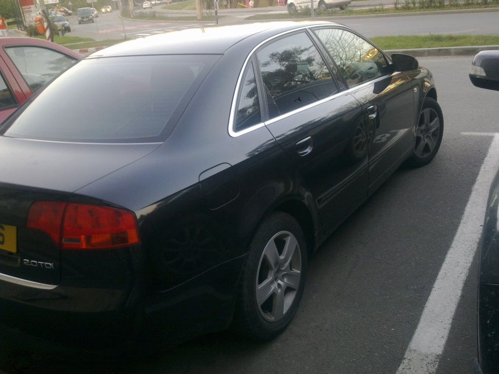 Aripa dreapta spate audi a4 b7 berlina 2.0 tdi 140 cp BLB