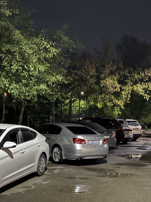 Продам задний бампер lexus gs 190 до рест