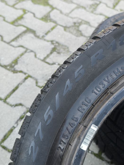 275 45 18 Pirelli