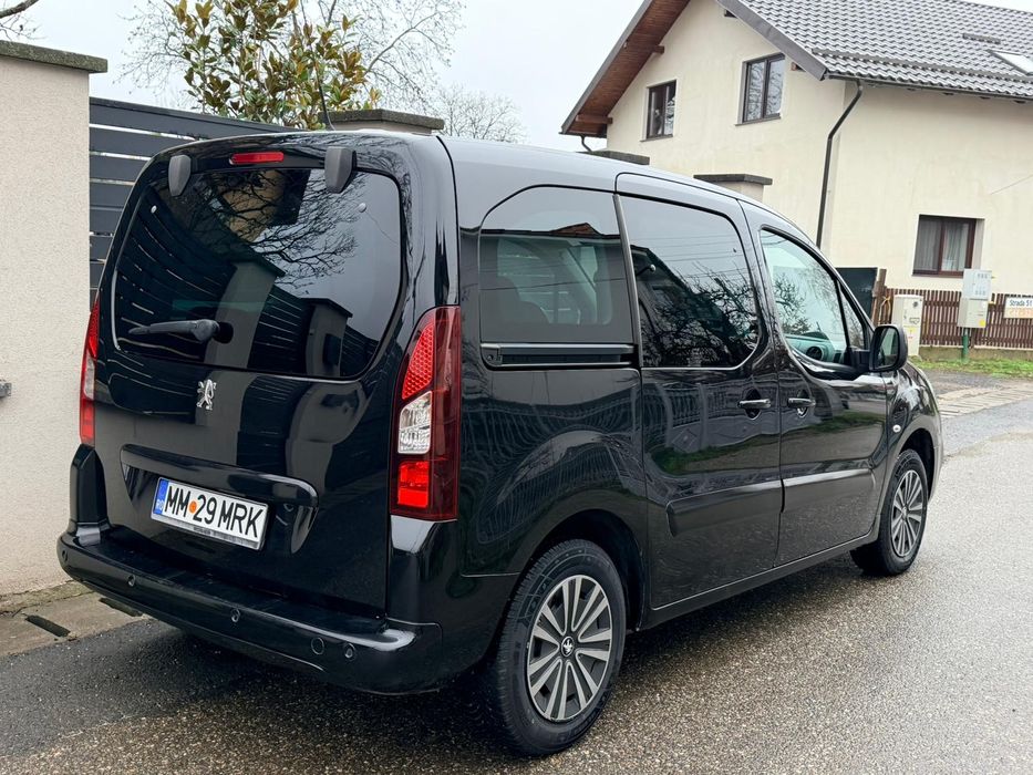 Vând Peugeot Partner Motor 1.6 HDi an 2018 înmatriculat