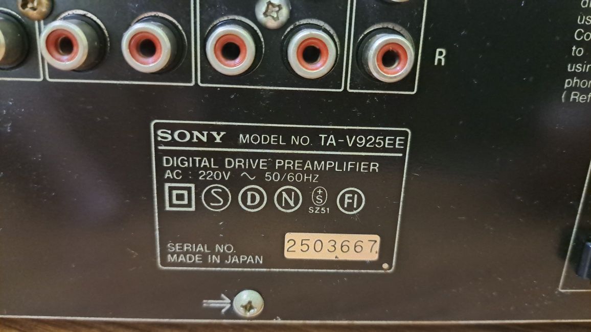 Vind preamplificator, egalizator Sony TA V 925 EE