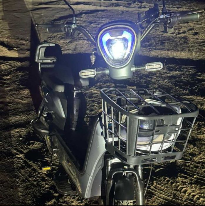 Электро скутер Evestar 777