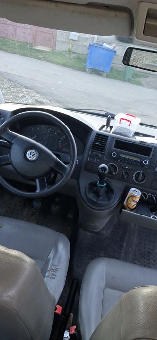Vw t5 8+1 motor 2.5 136 cp an 2008