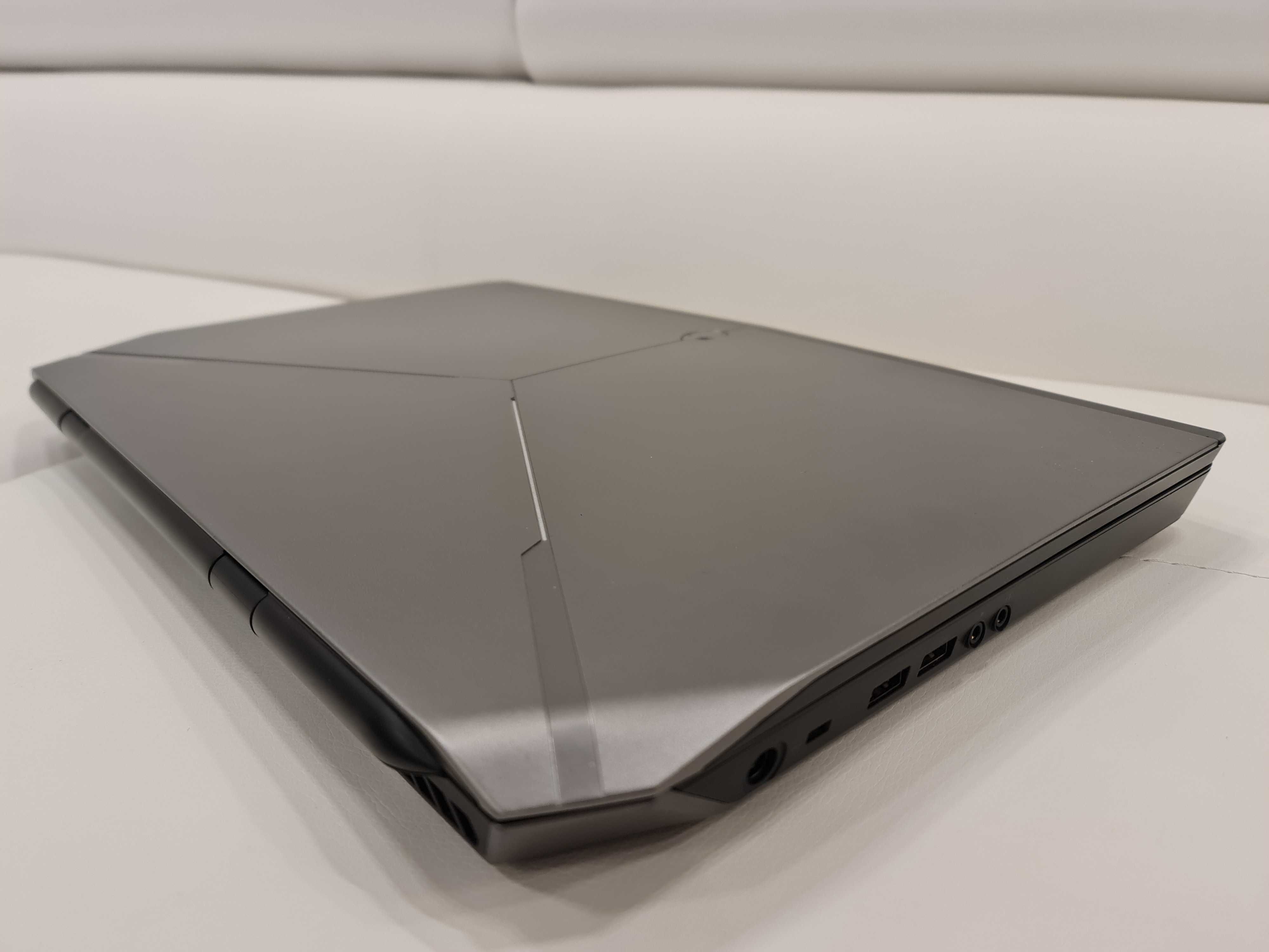 Laptop gaming ALIENWARE, intel core i7 , ram 32 gb, video 8 gb,  17,3"
