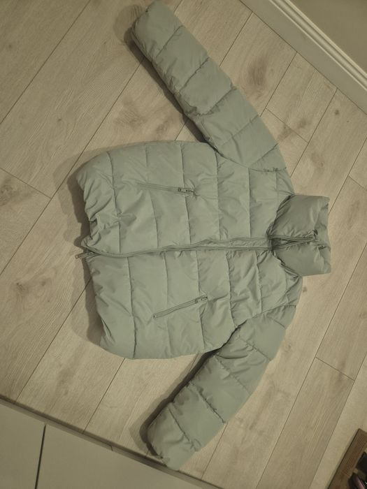 Теплая зимняя куртка Ostin