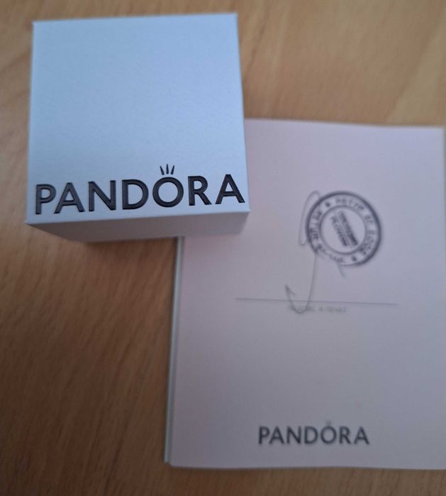 Обеци Pandora нови със сертификат