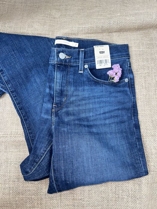 Levis джинсы женские новые