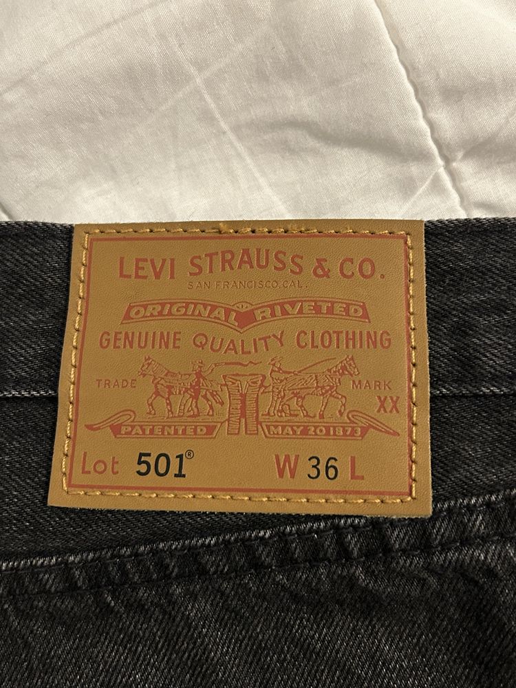 Pantaloni scurti de blugi Levi's, produs nou nepurtat