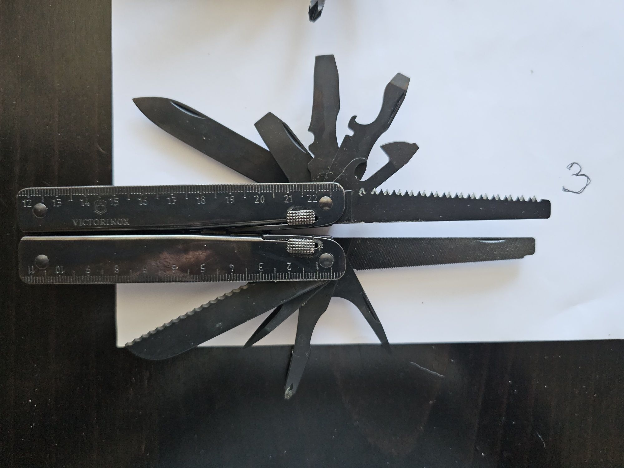 Продавам мултитулове  Victorinox