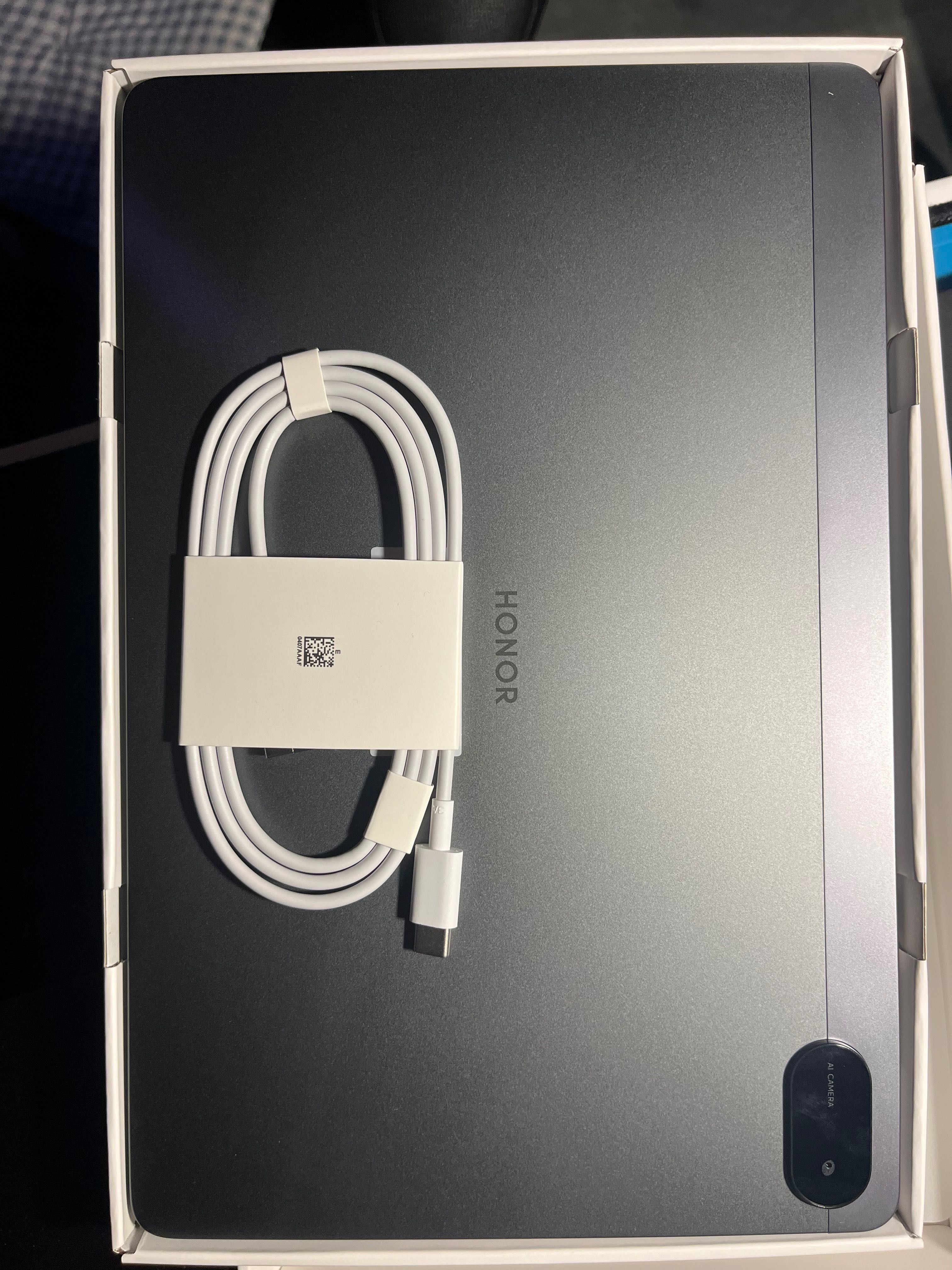 Таблет Honor pad X8a чисто нов
