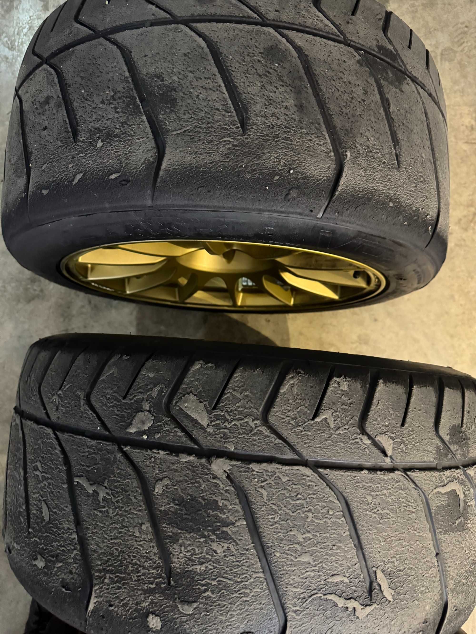Protrack One - 5x120, R18, 10,5J, ET27 с гуми ExtremeTypres VR2 285/35