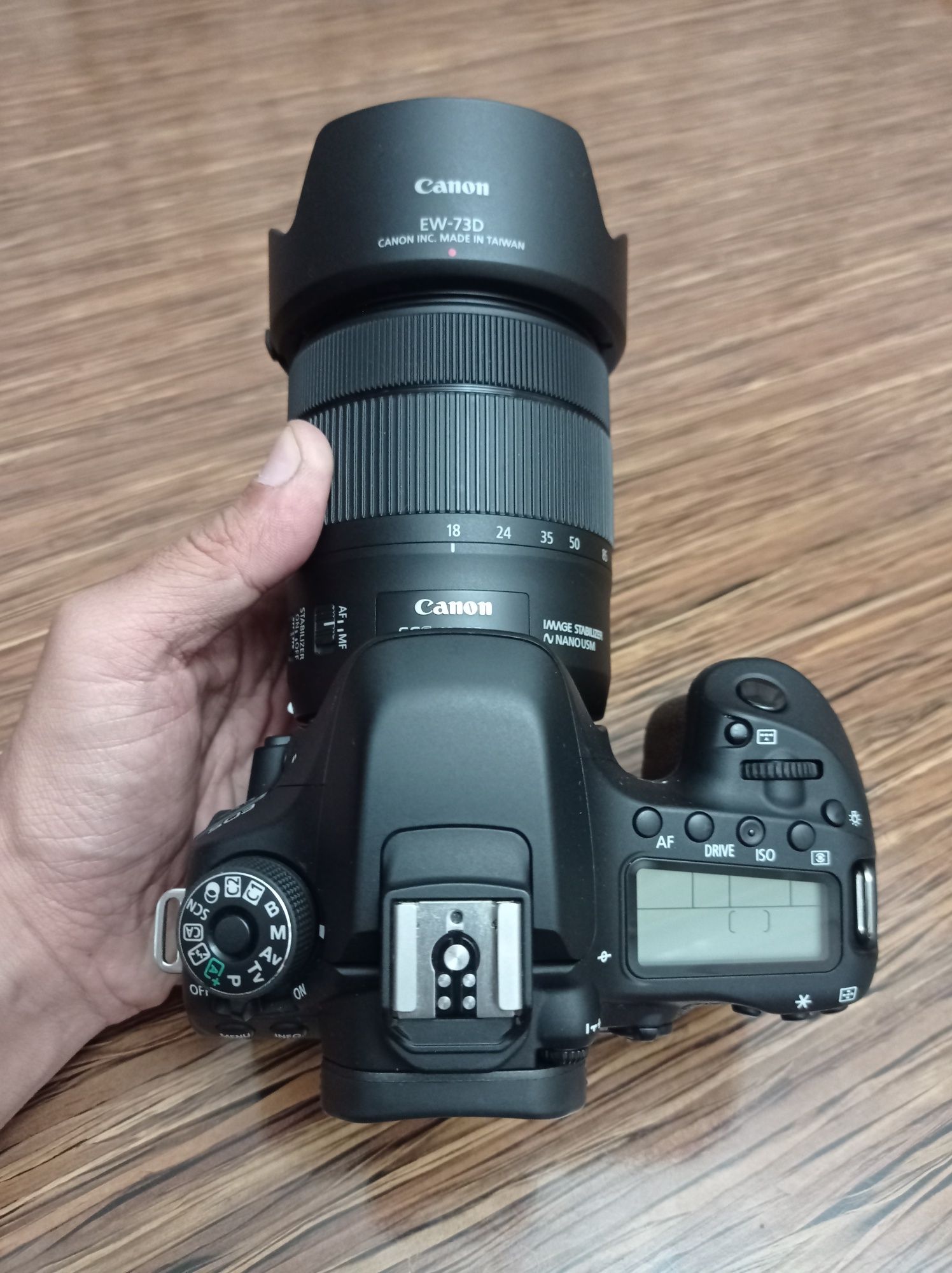 Canon 80D sotiladi