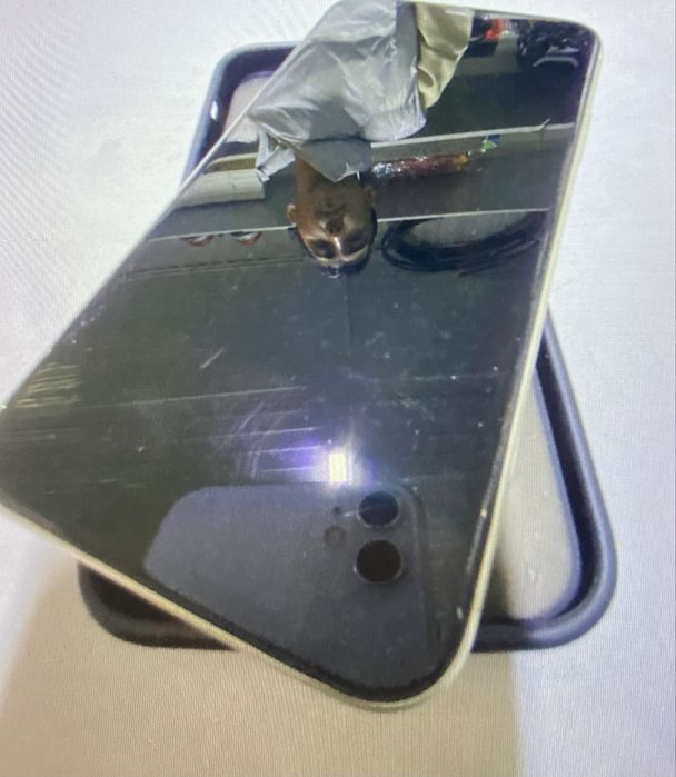 Айфон 11 багасы 90000