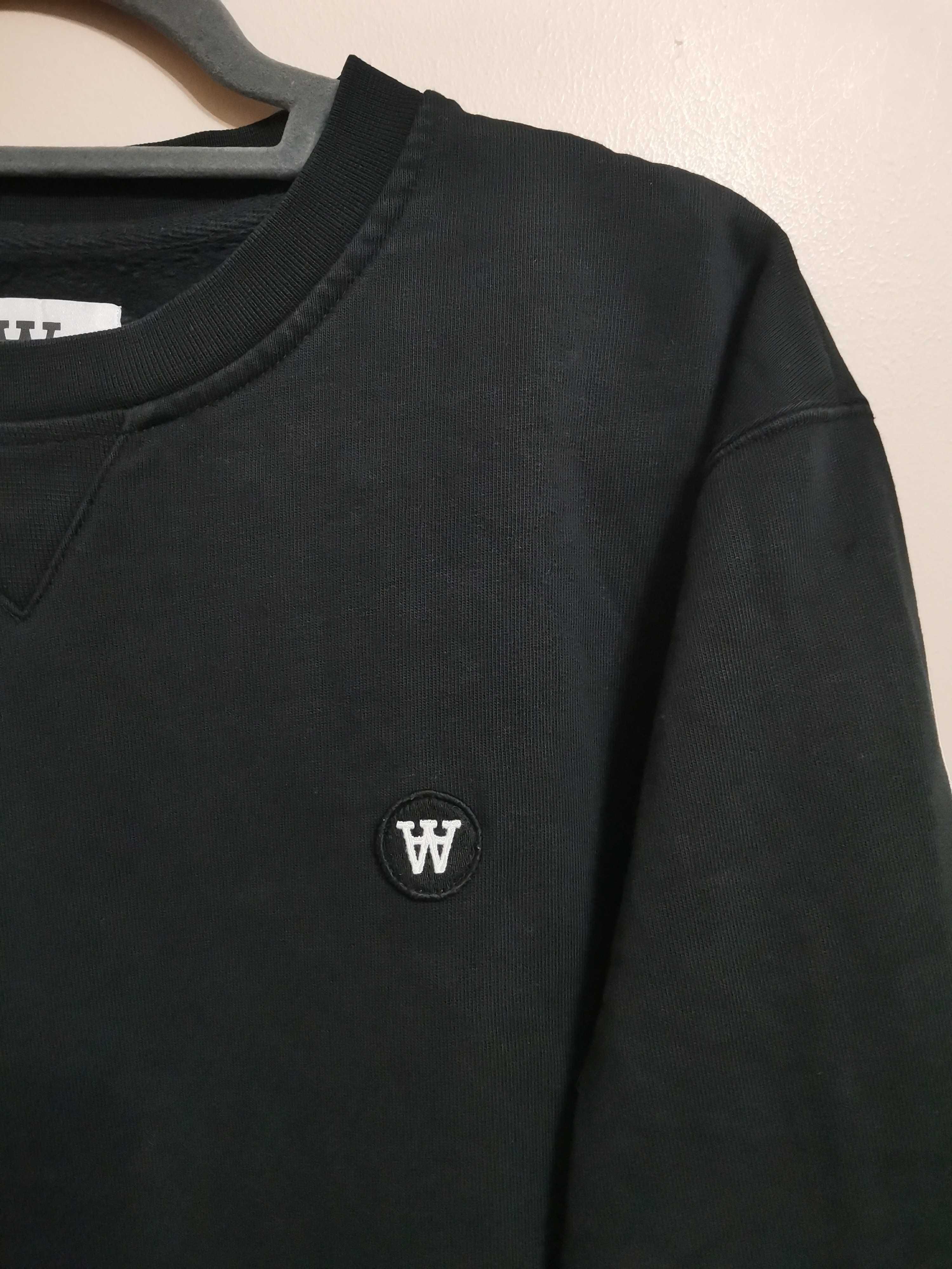 WOOD Wood Tye Crewneck.