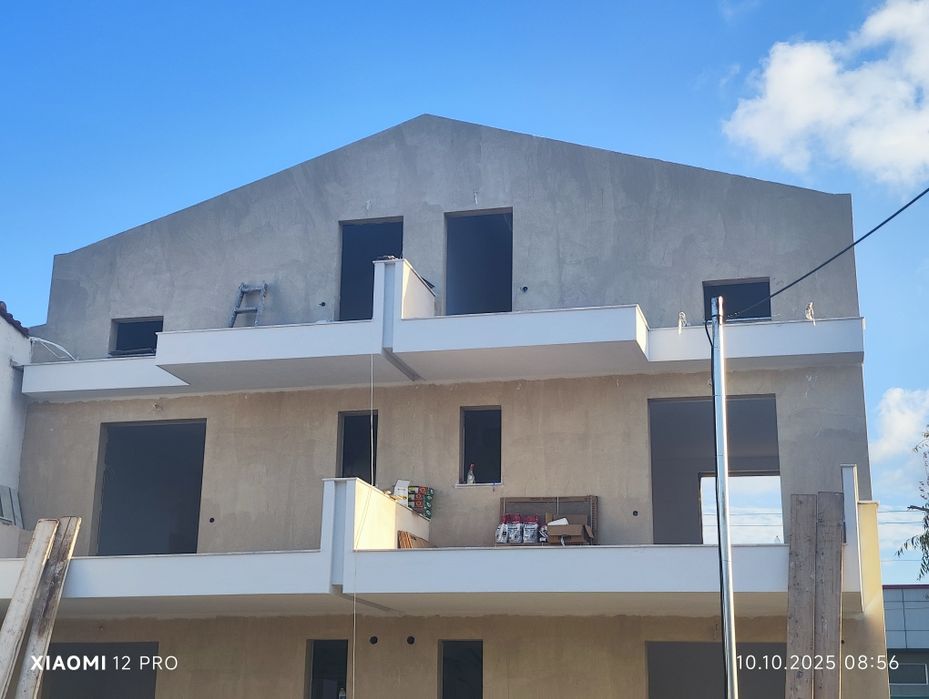 ПРОДАВА Мезонет в Паралия Офринио