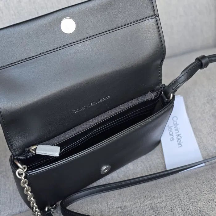 Чанти Calvin Klein Jeans