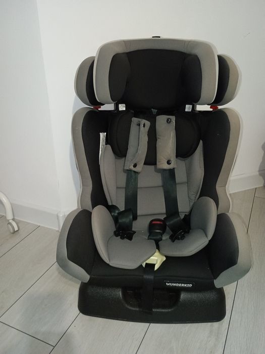 Vând scaun auto Wunderkid