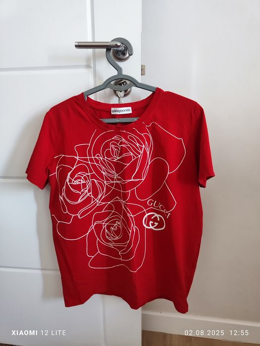 Женская одежда и футболки