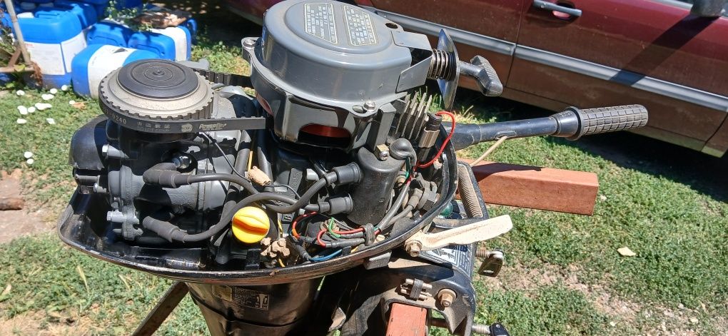 Извънбордов четритактов двигател 7,5 кс Volvo penta (Honda B75)