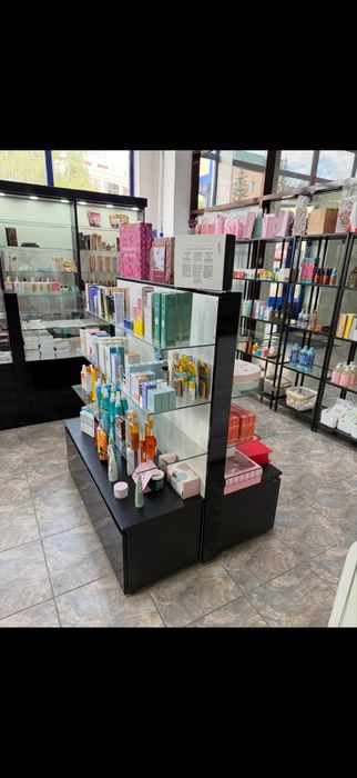 Стеллаж в магазин