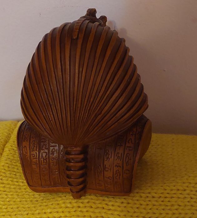 Vand statueta egipteana, Tutankhamon