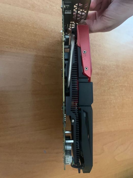 Продам видеокарту GTX 1050 TI