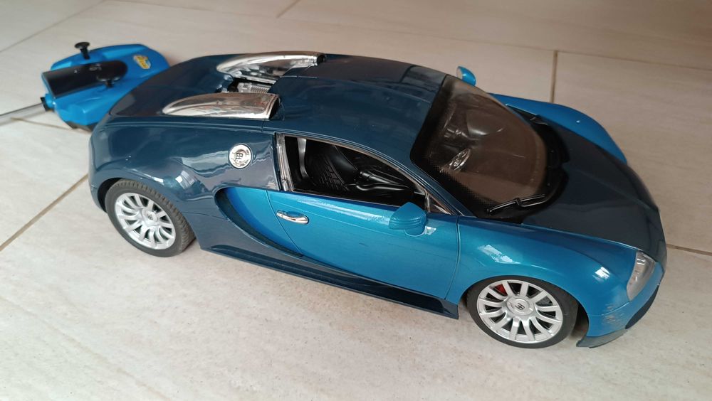 Кола бугати Bugatti с дистанционно управление