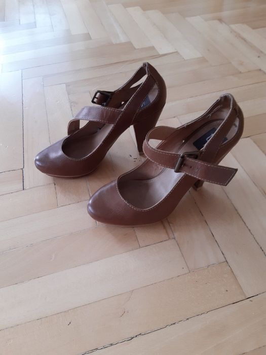 Маркови Gianni, Zara, Sara Pen, Mark Adam, Buffalo London, Tamaris