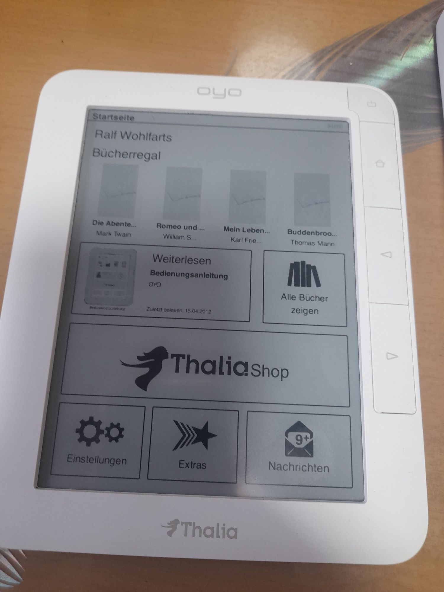 Vind 2 e book uri citește anunțul