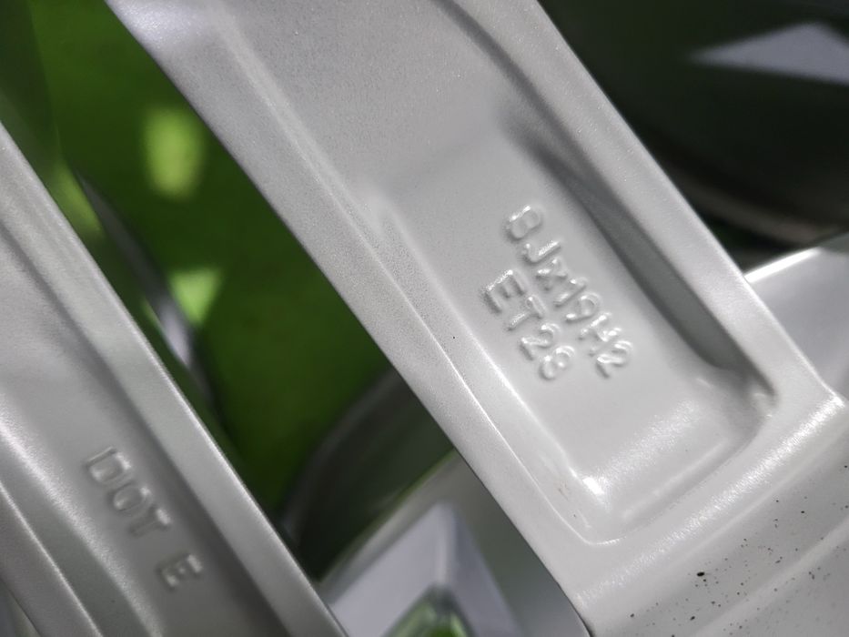 19 5x112 Vw Touareg лети джанти 5х112 тоарег