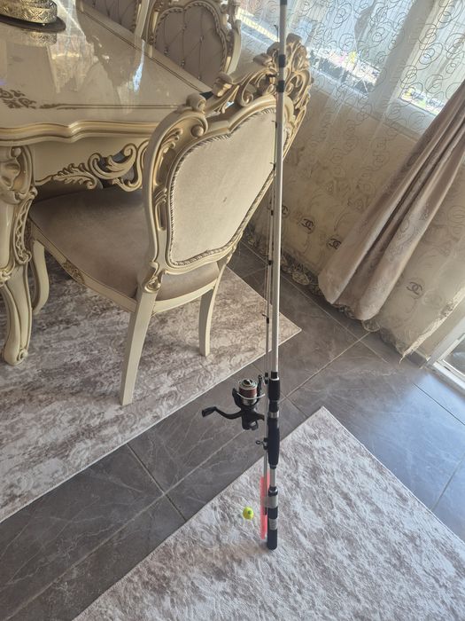 2бр въдици на фидер