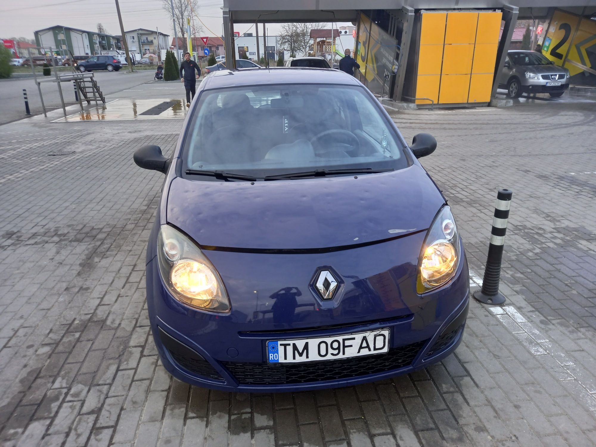 Renault twingo 1.2 benzină an 2008.