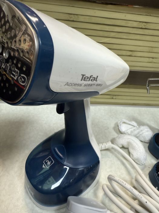 Уред за гладене с пара Tefal Access Steam Easy