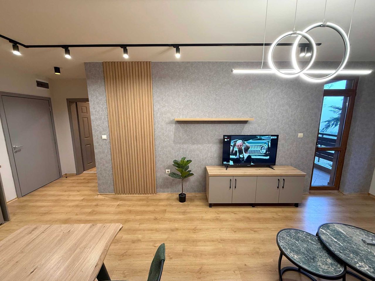 Продава се Двустаен апартамент в Разлог - 57 кв.м за 929 €/кв.м - Снимка #4