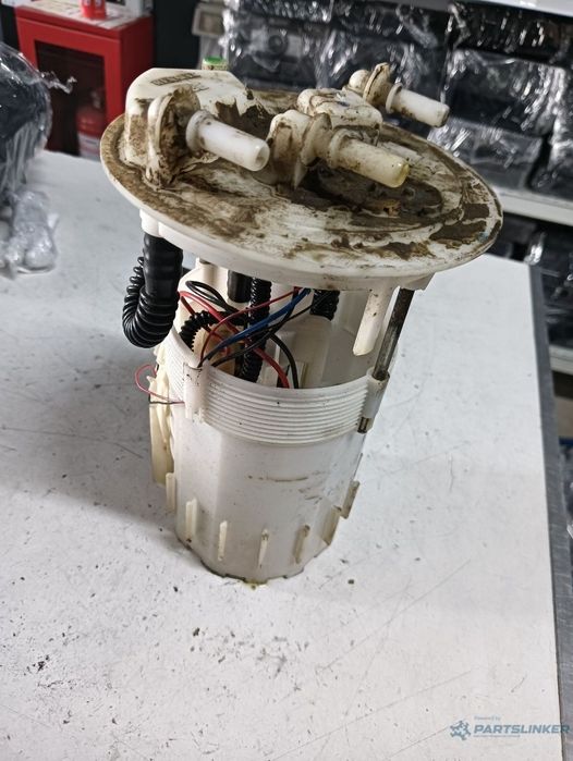 Pompa combustibil RENAULT MEGANE II Saloon (LM0/1_) [ 2003 - > ]