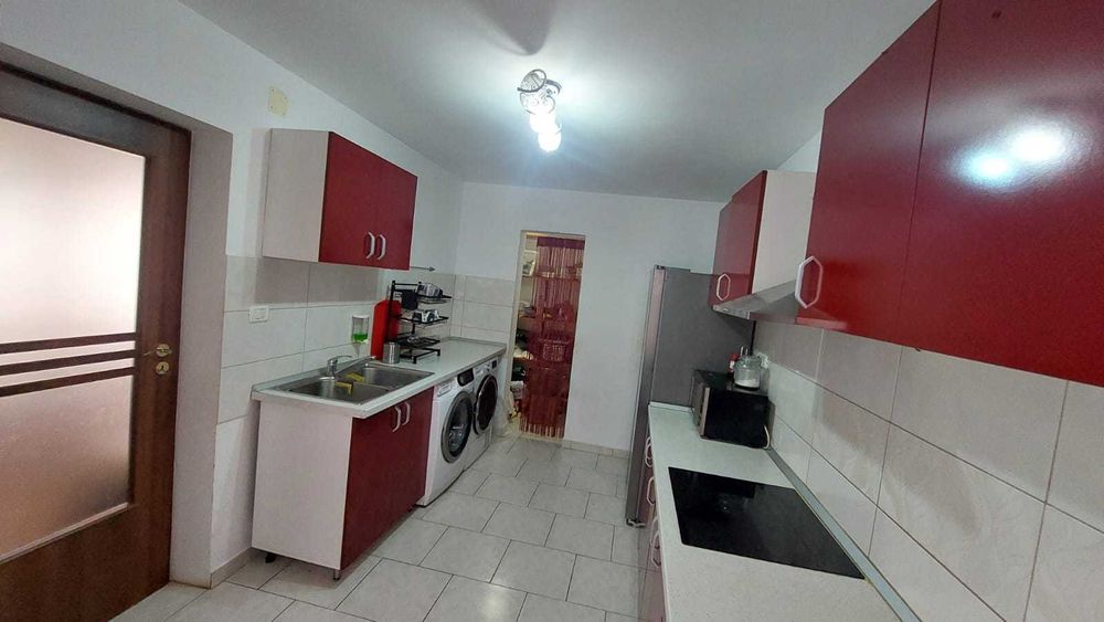 Casă cu 6 camere,teren de 550mp și teren 600 mp proiect și autorizație