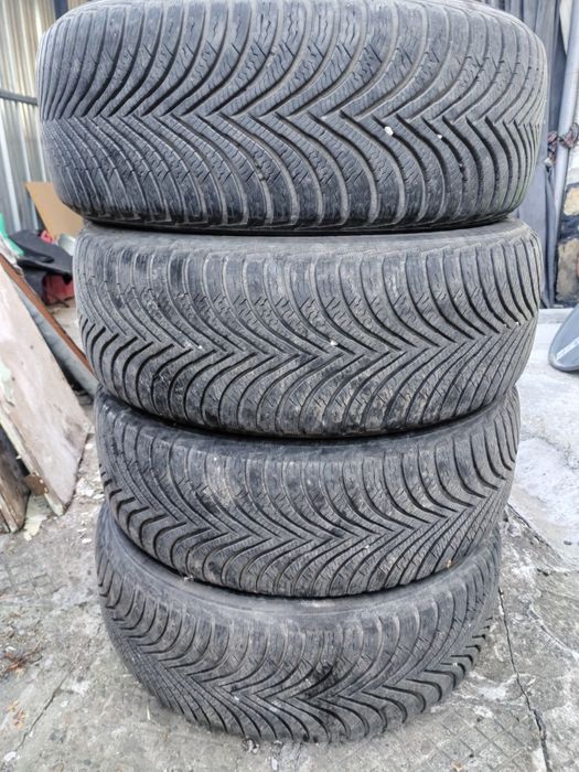 MICHELIN 205 55 16