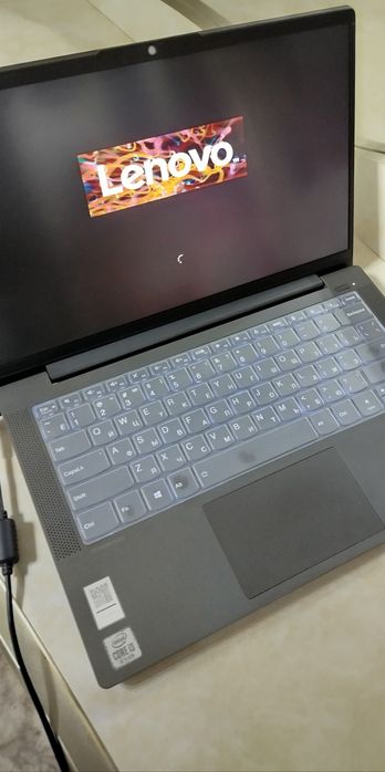 Продается ноутбук Lenovo ideapad 5 14il05