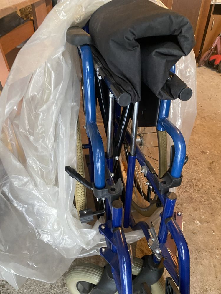 Срочно продается инвалидная коляска, сумма намного меньше!