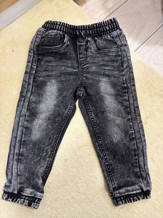 Панталон HM Reserved нови