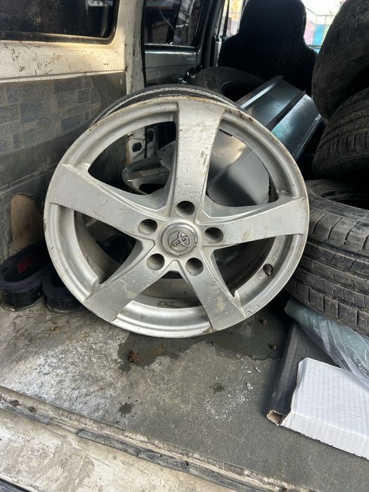 Диски на 16 размер от тойота