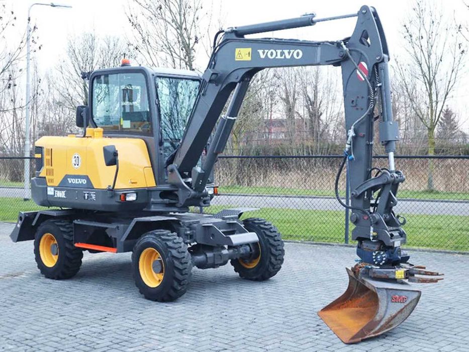 Колёсный экскаватор Volvo EW60E